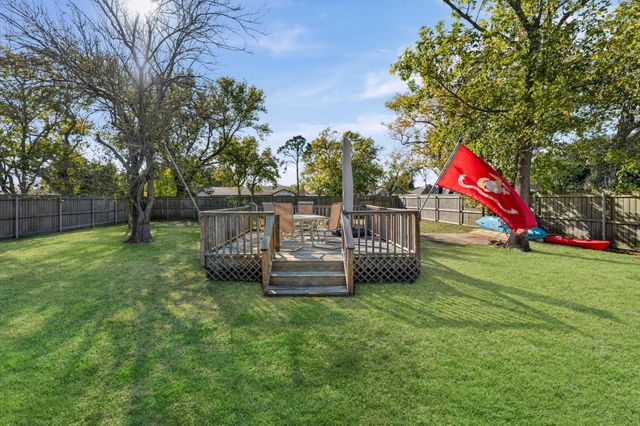 2525 32nd Avenue N, Texas City, TX 77590