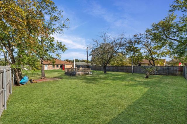 2525 32nd Avenue N, Texas City, TX 77590