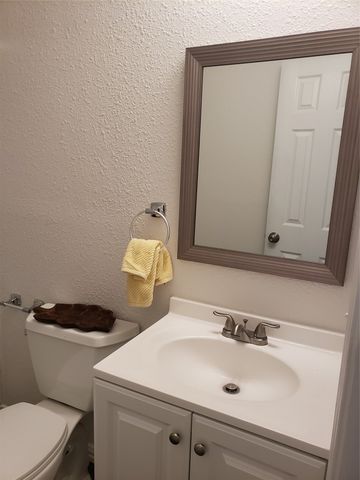4256 Standish Road B, Fort Worth, TX 76133