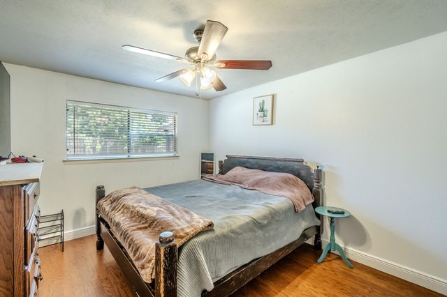 1011 Whippoorwill Court, Arlington, TX 76014