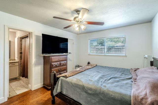 1011 Whippoorwill Court, Arlington, TX 76014