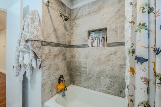 1011 Whippoorwill Court, Arlington, TX 76014