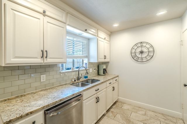 1011 Whippoorwill Court, Arlington, TX 76014