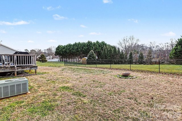 126 Rock Island Drive, Statesville, NC 28625