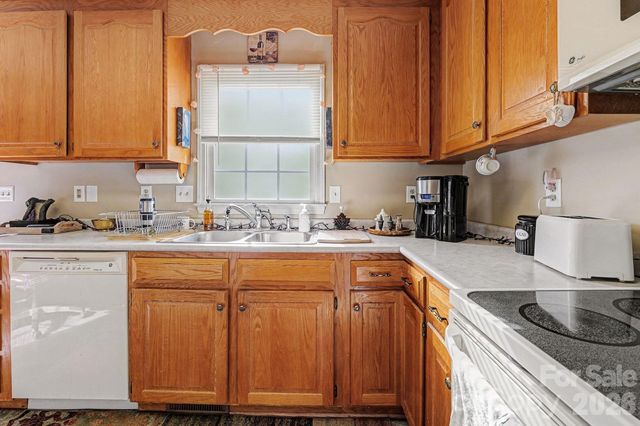 126 Rock Island Drive, Statesville, NC 28625