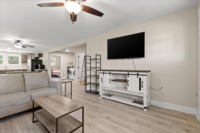 140 Old Lee School Road, Lafayette, GA 30728
