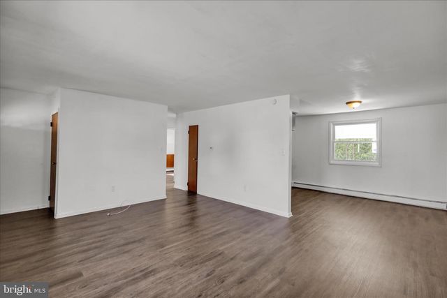 176 TAFT AVE, Reading, PA 19606