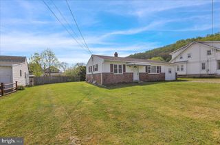 176 TAFT AVE, Reading, PA 19606
