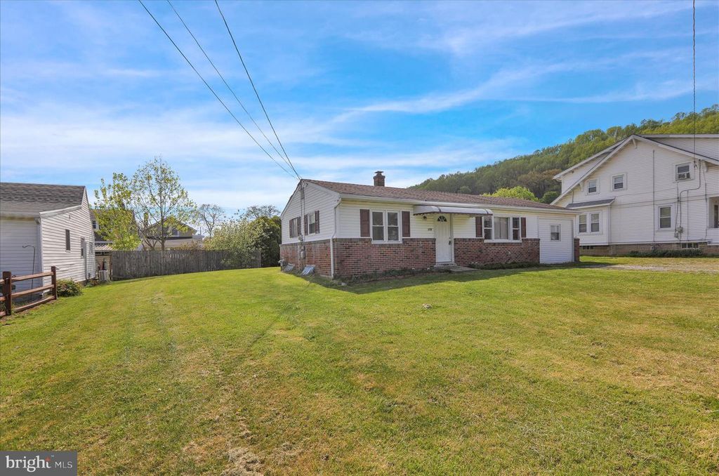 176 TAFT AVE, Reading, PA 19606