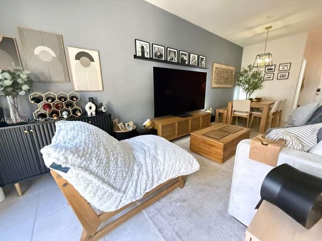 20917 NE 8th Ave 20917, Miami, FL 33179