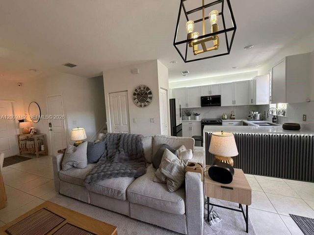 20917 NE 8th Ave 20917, Miami, FL 33179