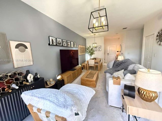 20917 NE 8th Ave 20917, Miami, FL 33179