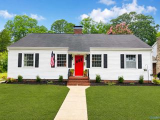 909 8th Avenue SE, Decatur, AL 35601