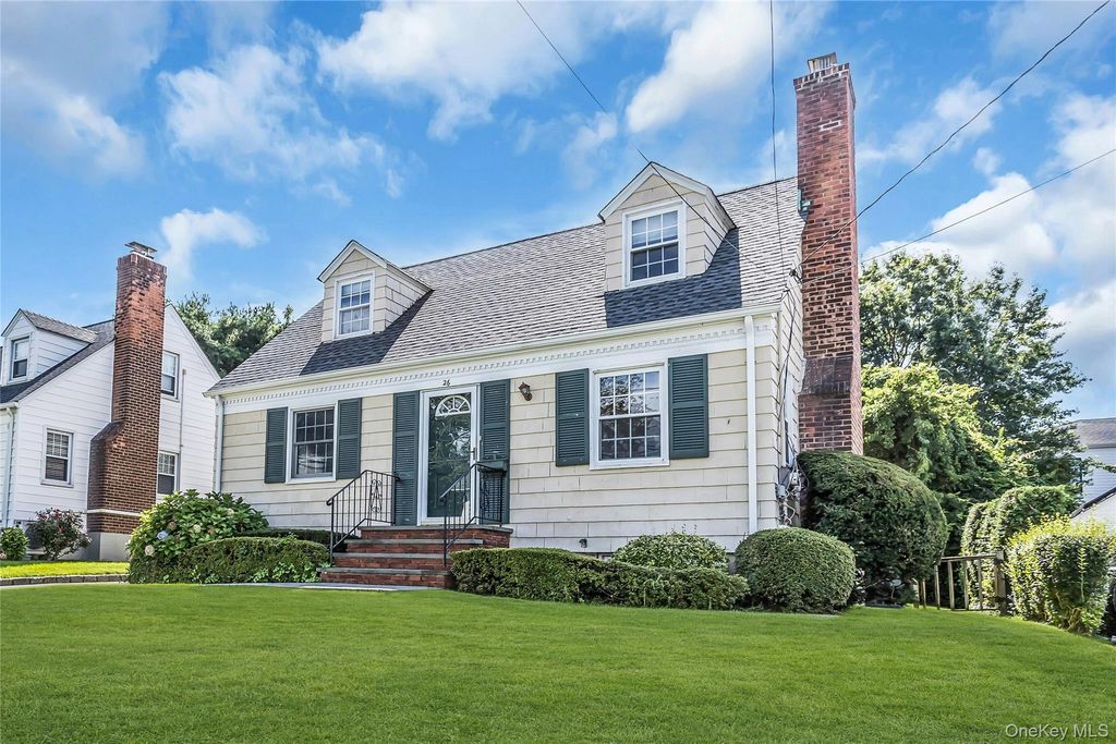 26 Ridge Drive, Manhasset, NY 11030 — photo 3