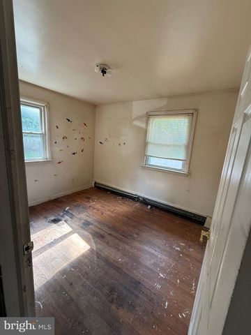 60 MANN YORKETOWN RD, Woodstown, NJ 08098