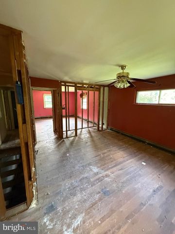 60 MANN YORKETOWN RD, Woodstown, NJ 08098