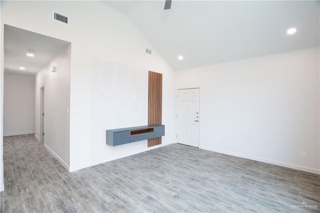 2103 Dragonfly Street 4, Mission, TX 78572