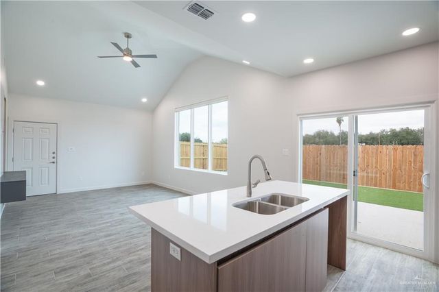 2103 Dragonfly Street 4, Mission, TX 78572