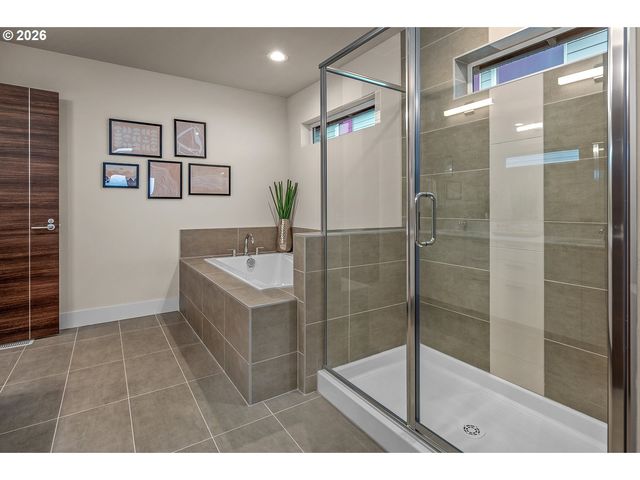 15210 Sw COOLWATER Ln, Tigard, OR 97224