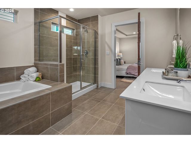 15210 Sw COOLWATER Ln, Tigard, OR 97224