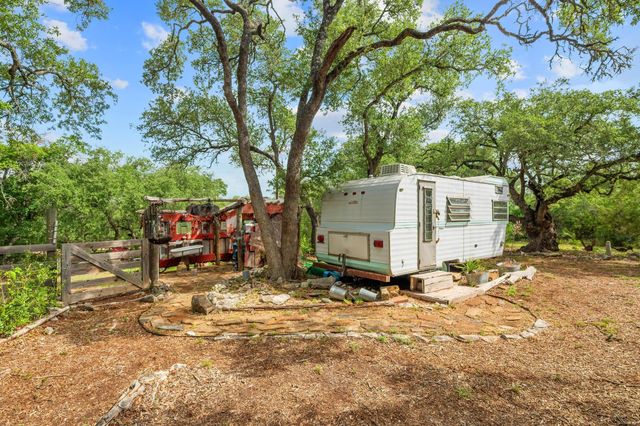 13700 FM 150 W, Driftwood, TX 78619