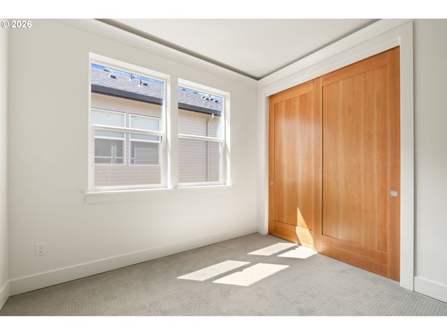 6010 Ne 30th Ave, Portland, OR 97211