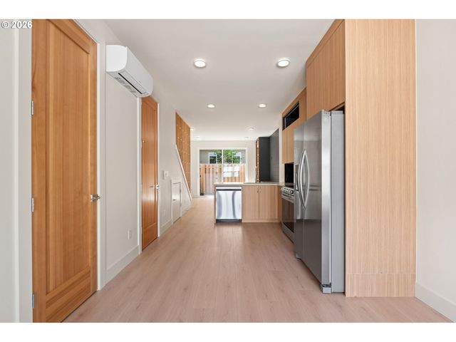 6010 Ne 30th Ave, Portland, OR 97211