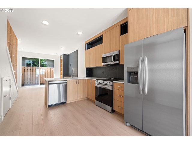 6010 Ne 30th Ave, Portland, OR 97211