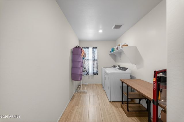 17831 W OBERLIN Way, Surprise, AZ 85387