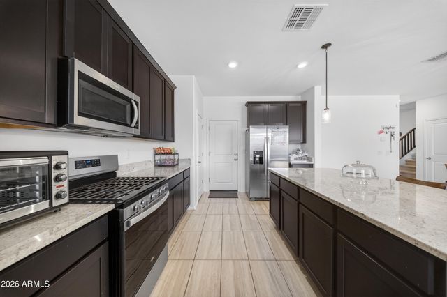 17831 W OBERLIN Way, Surprise, AZ 85387