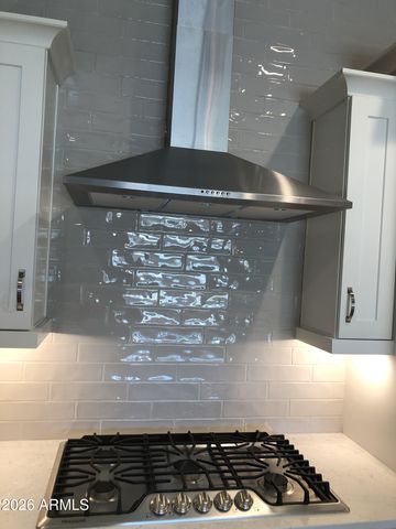 2008 E PARK VIEW Lane, Phoenix, AZ 85024