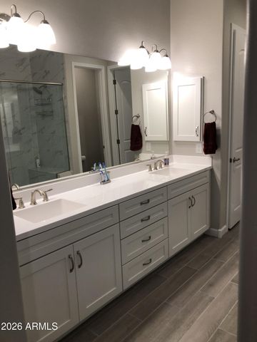 2008 E PARK VIEW Lane, Phoenix, AZ 85024