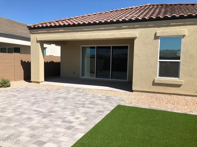 2008 E PARK VIEW Lane, Phoenix, AZ 85024