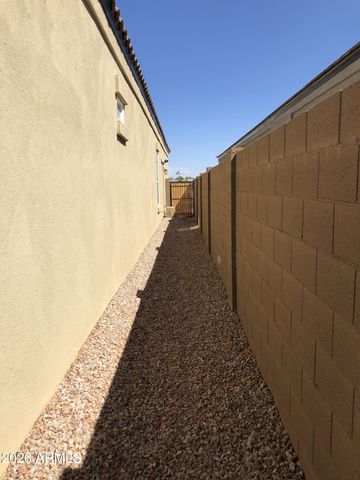 2008 E PARK VIEW Lane, Phoenix, AZ 85024