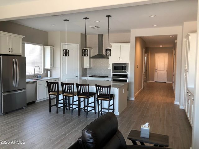 2008 E PARK VIEW Lane, Phoenix, AZ 85024