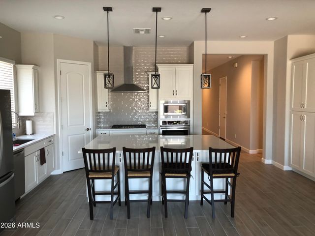 2008 E PARK VIEW Lane, Phoenix, AZ 85024