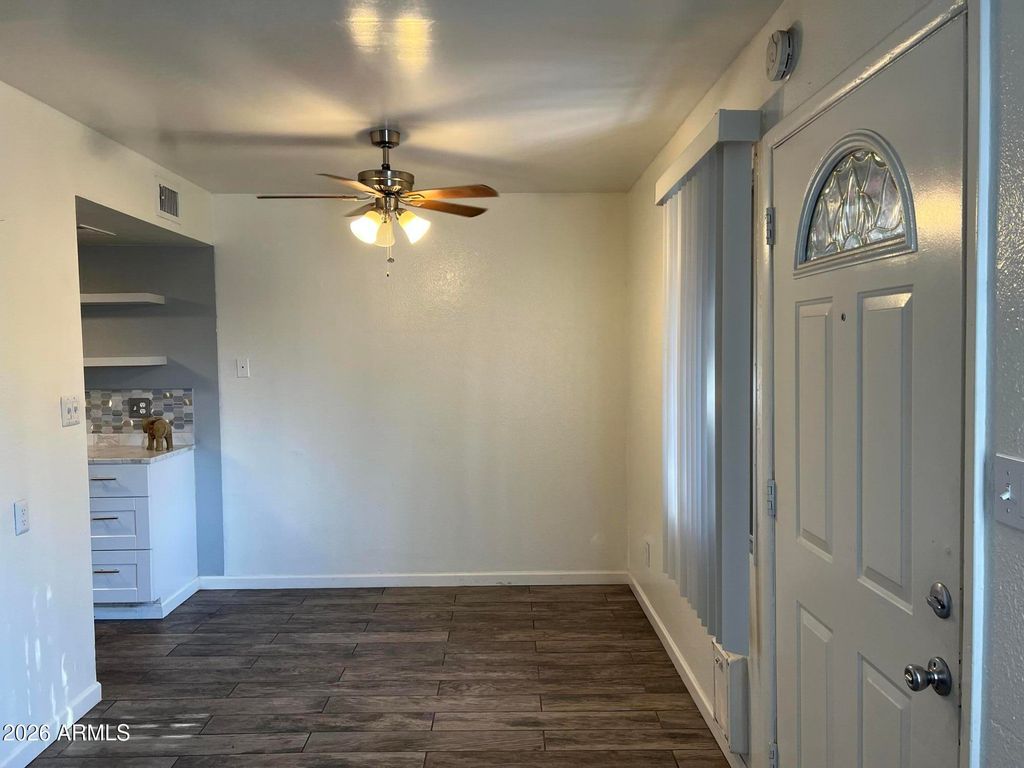 4241 N 68TH Drive, Phoenix, AZ 85033 — photo 2