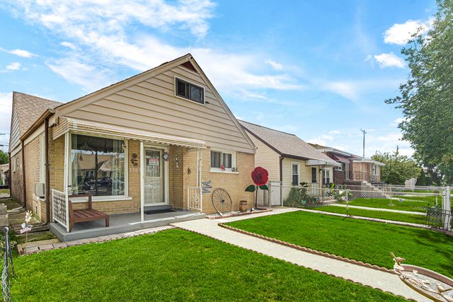 1707 N 35th Avenue, Stone Park, IL 60165