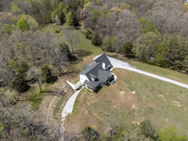 2210 Garners Creek Rd, Dickson, TN 37055