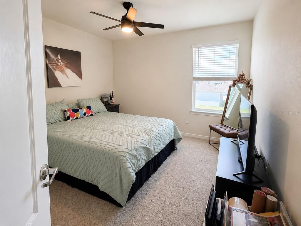 Image 14 of property listing at 1959 SUMMER SERENITY DRIVE, Kissimmee, FL 34744