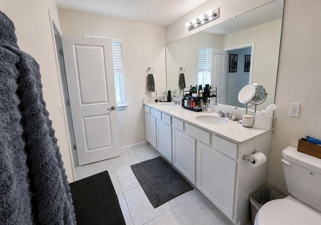 Image 25 of property listing at 1959 SUMMER SERENITY DRIVE, Kissimmee, FL 34744