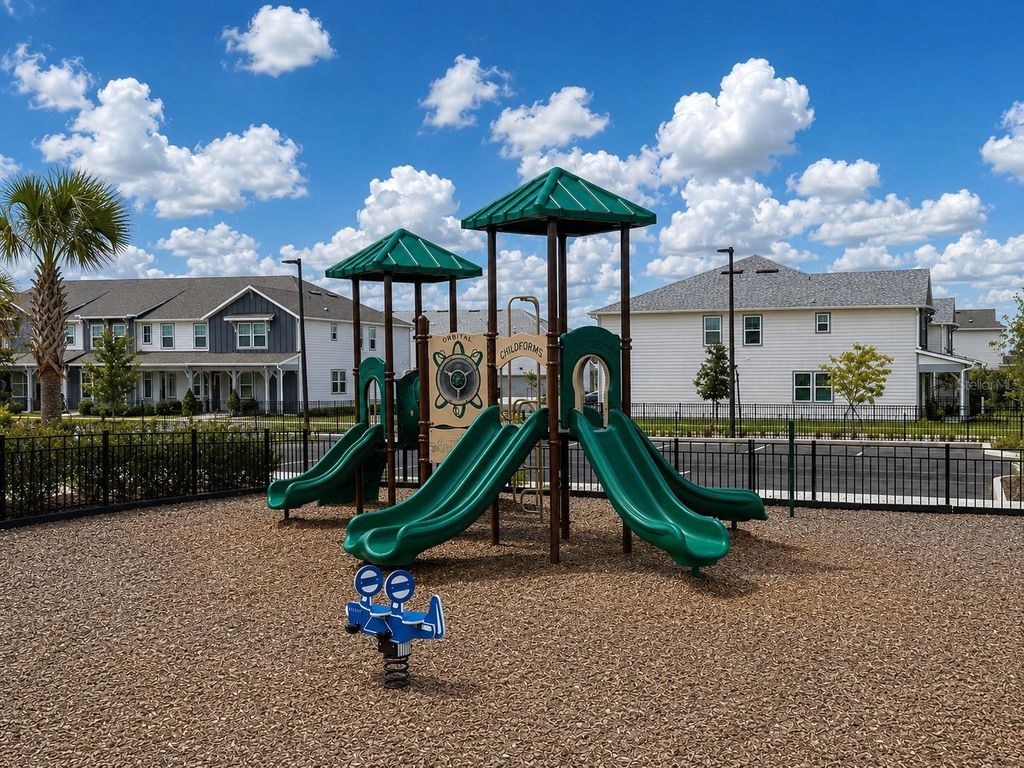 Image 32 of property listing at 1959 SUMMER SERENITY DRIVE, Kissimmee, FL 34744