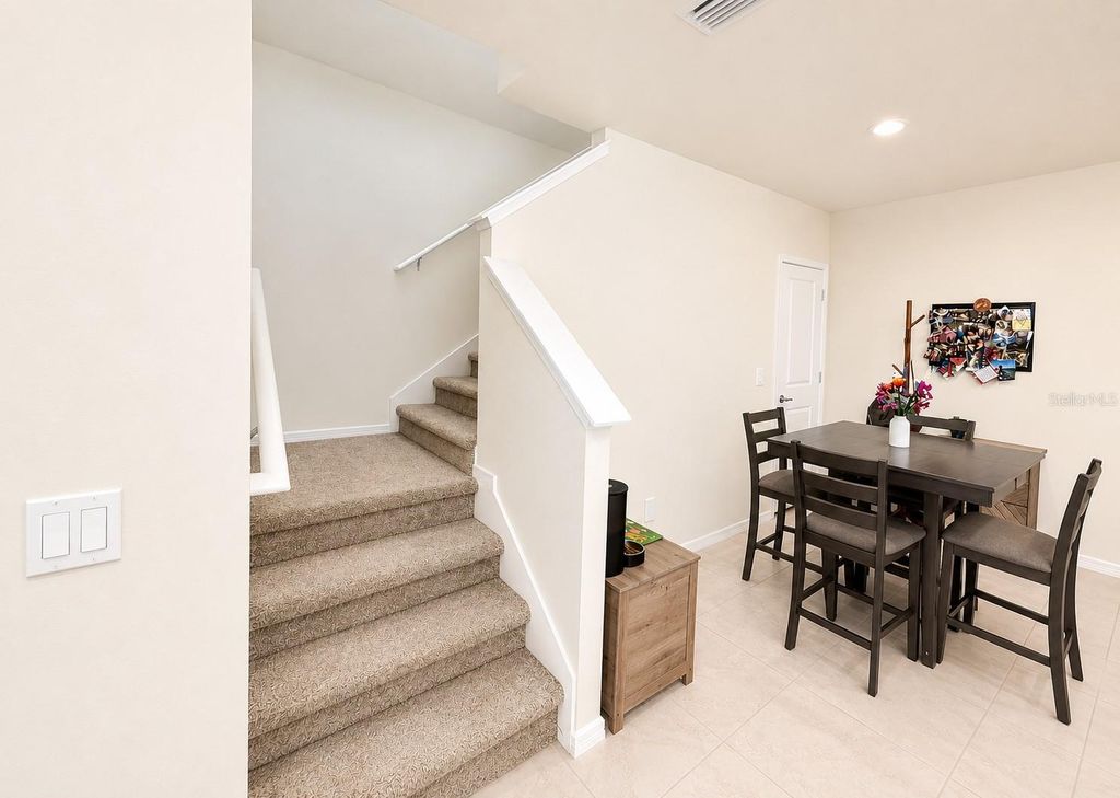 Image 6 of property listing at 1959 SUMMER SERENITY DRIVE, Kissimmee, FL 34744