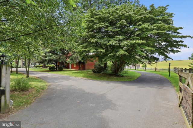 2311 NEW HOLLAND PIKE, Lancaster, PA 17601