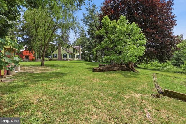 2311 NEW HOLLAND PIKE, Lancaster, PA 17601