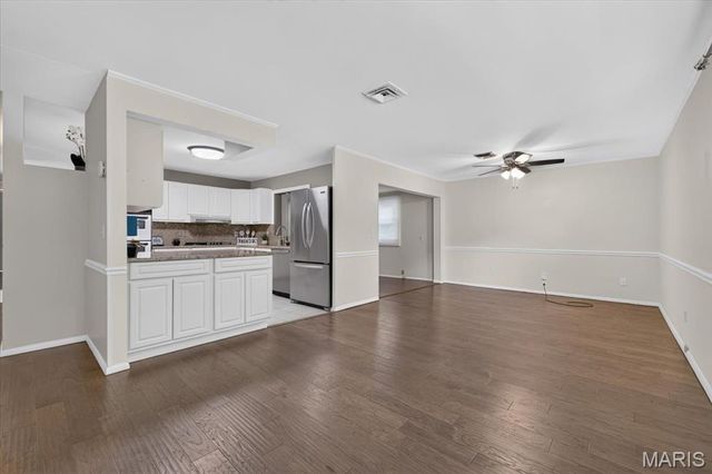 1639 Red Gate Lane, St Louis, MO 63146