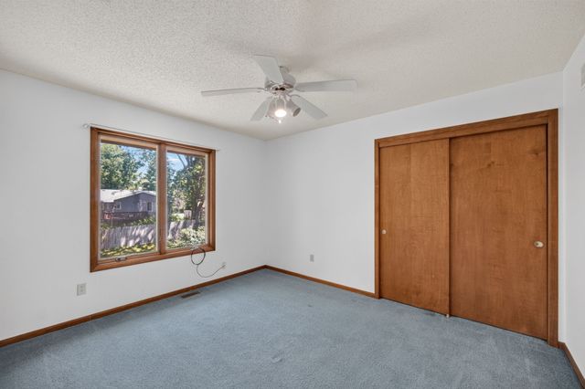 3601 Melanie Drive, Urbandale, IA 50322