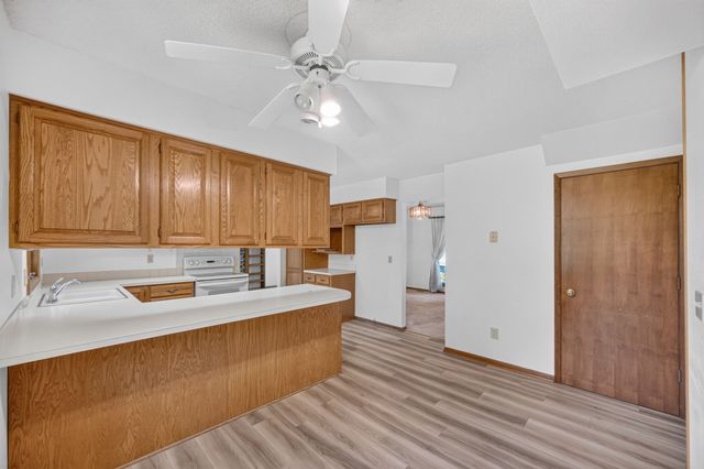 3601 Melanie Drive, Urbandale, IA 50322