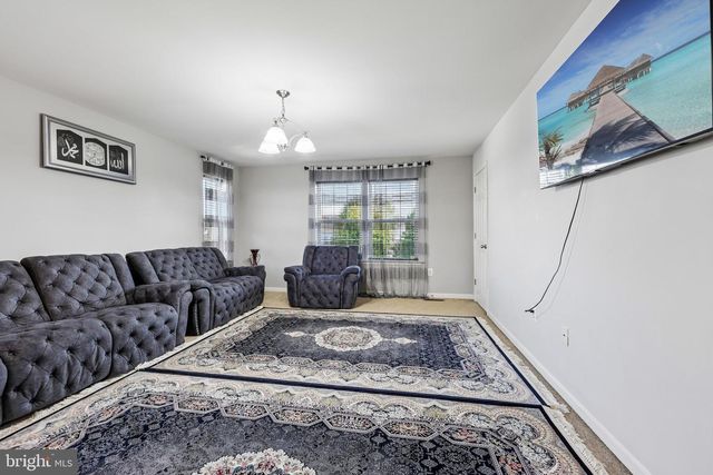 5554 BARNES LN, Woodbridge, VA 22193