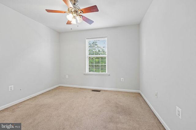 5554 BARNES LN, Woodbridge, VA 22193